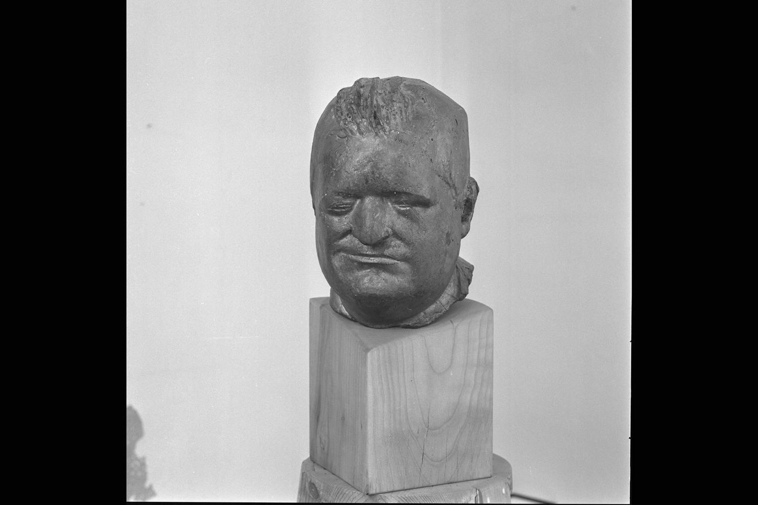 Ritratto di Giuseppe Ungaretti, ritratto di Giuseppe Ungaretti (scultura) di Fazzini Pericle (sec. XX)