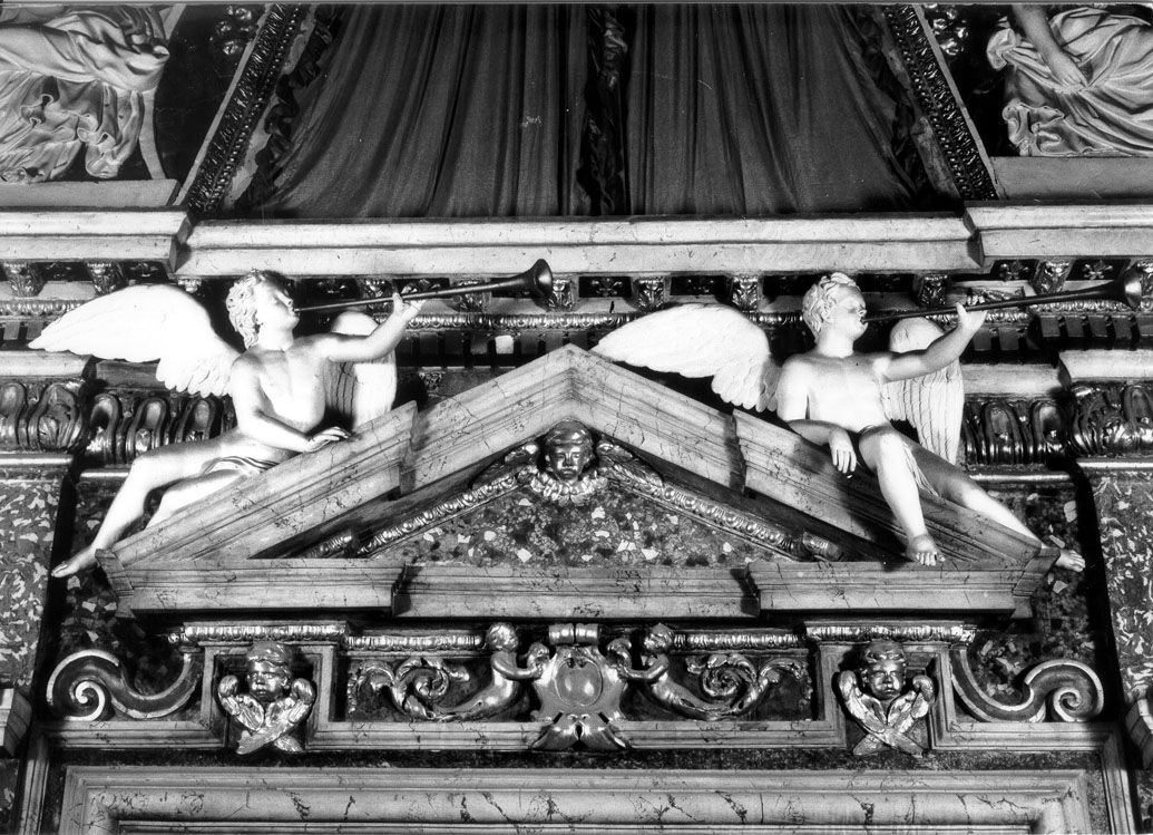 angeli musicanti (decorazione plastica) di Latini Giovan Battista (attribuito) (sec. XIX)