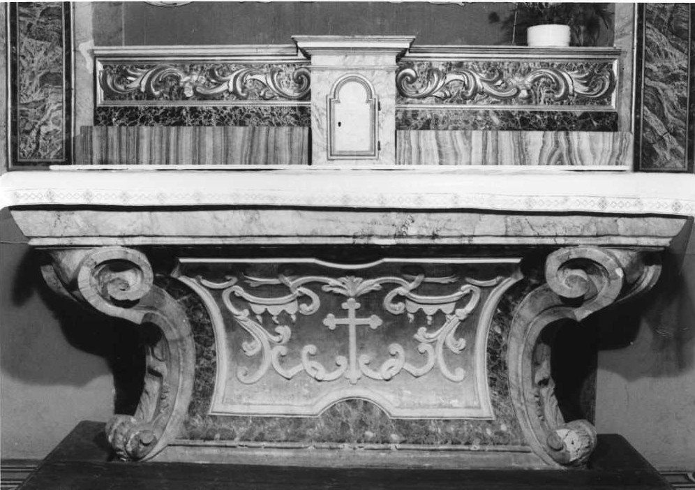 mensa d'altare, elemento d'insieme - bottega marchigiana (sec. XVIII, sec. XX)