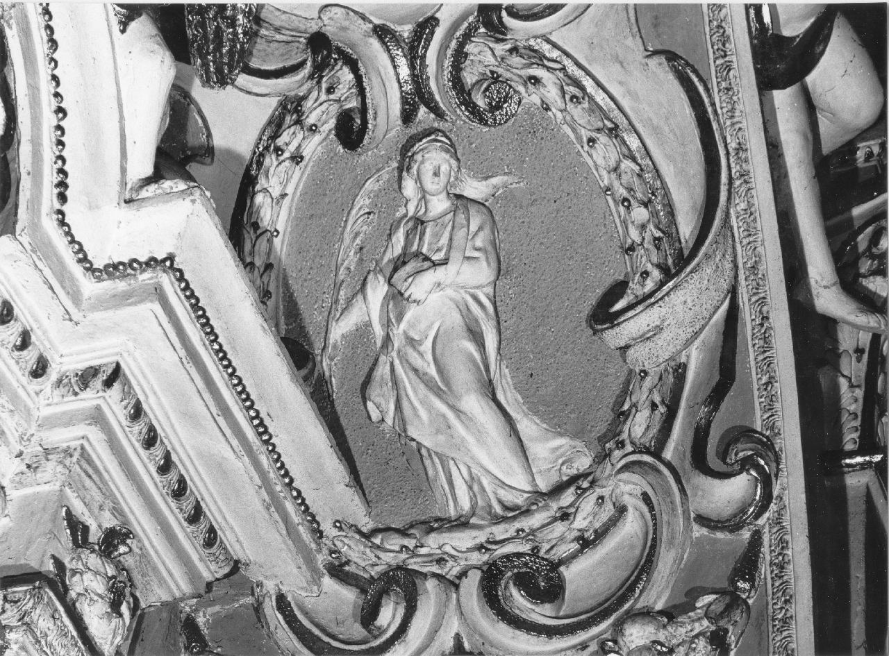 Santa martire (rilievo, elemento d'insieme) di Amantini Tommaso (sec. XVII)