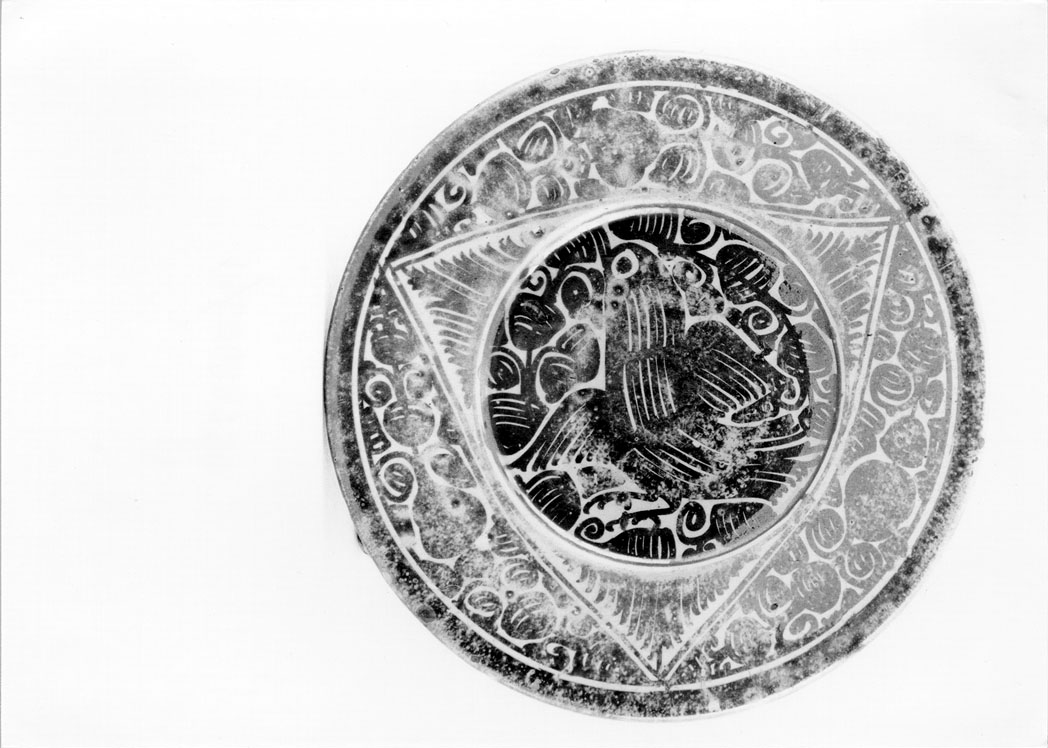 piatto - manifattura spagnola (sec. XVII)