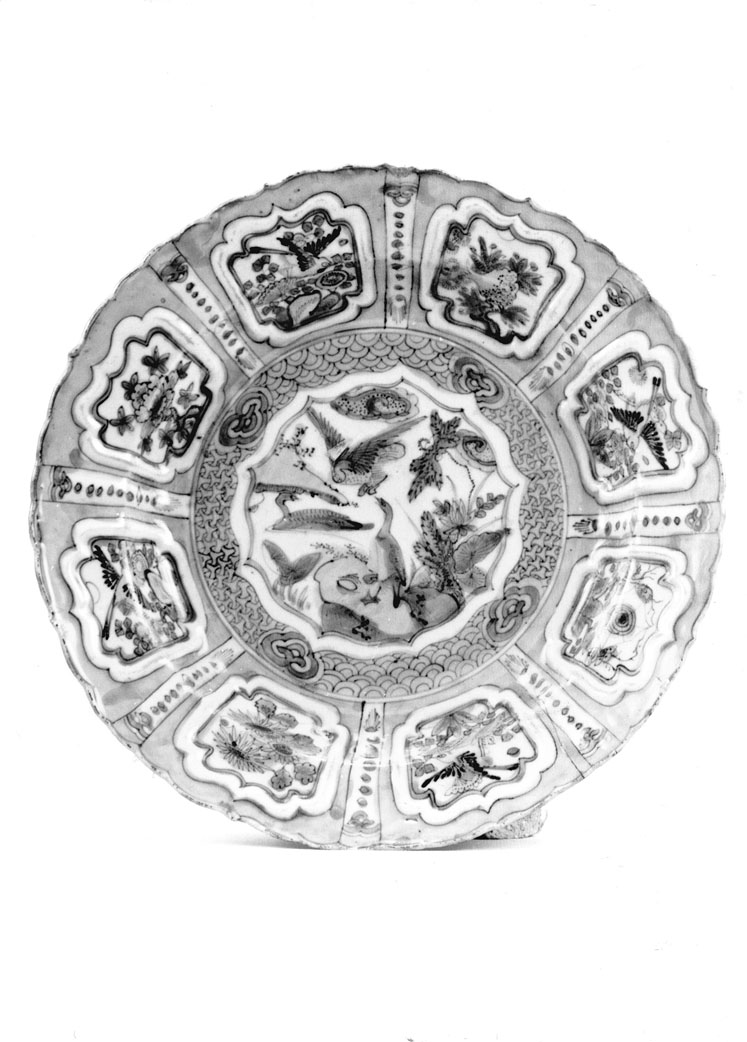 piatto da parata - manifattura orientale (sec. XVIII)