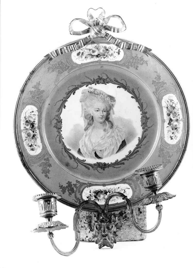 regina Maria Antonietta (piatto) - manifattura di Sèvres (seconda metà sec. XIX)