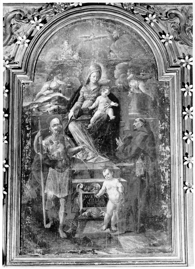 Madonna con Bambino tra San Michele Arcangelo, San Francesco d'Assisi e San Quirico (dipinto) di De Magistris Simone (attribuito) (sec. XVI)