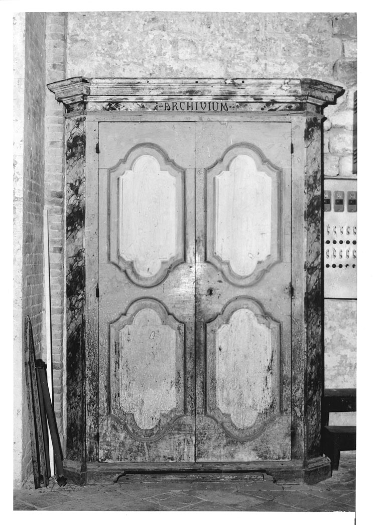 armadio, serie - bottega marchigiana (sec. XVIII)