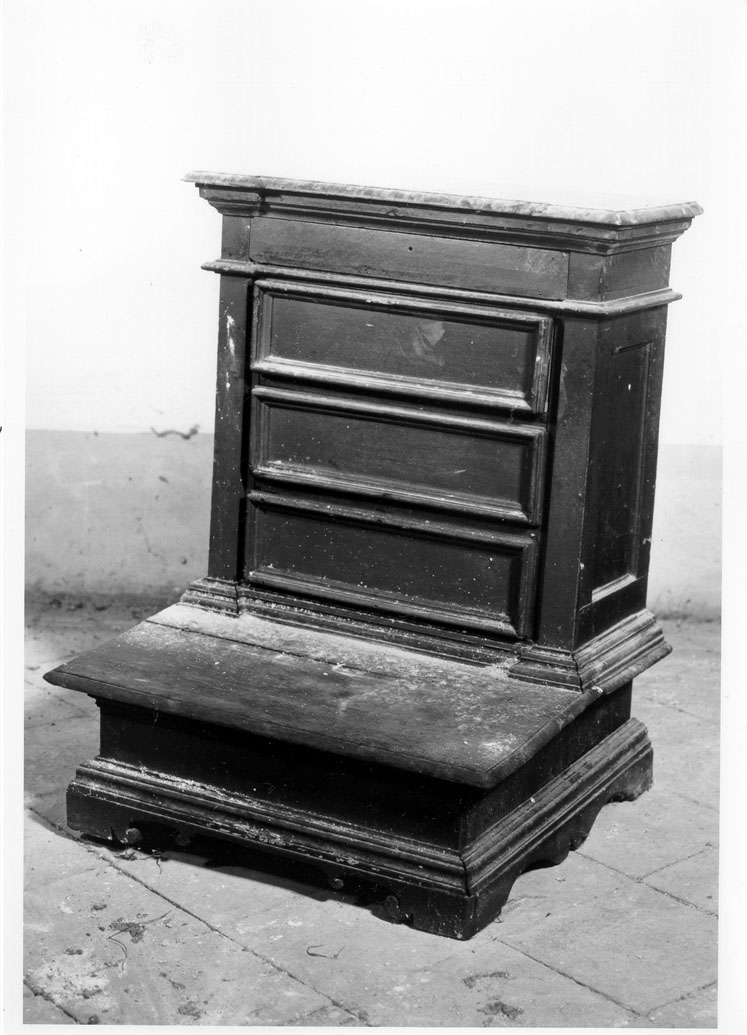 inginocchiatoio - bottega marchigiana (sec. XVII)