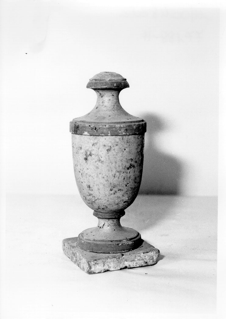 base - bottega marchigiana (sec. XVIII)