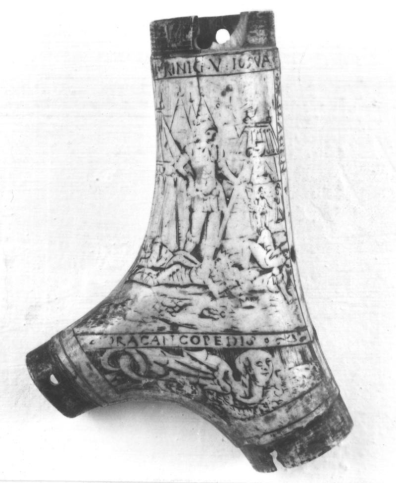 portafiasca da polvere da sparo - bottega tedesca (seconda metà sec. XVI)