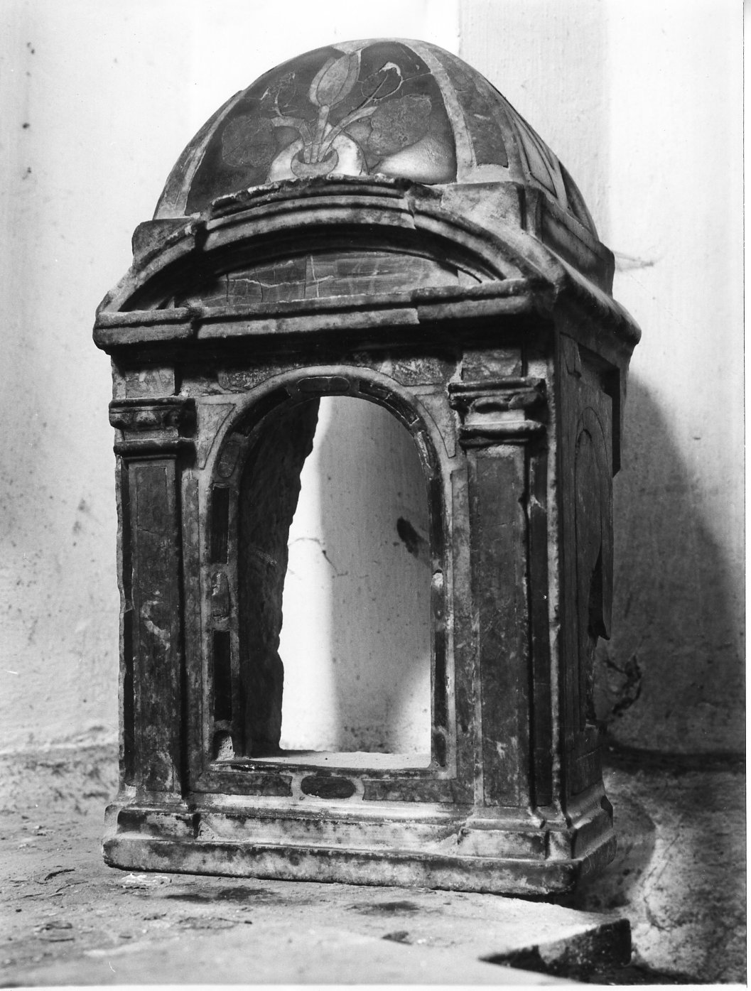 tabernacolo - bottega Italia meridionale (fine/inizio secc. XVI/ XVII)