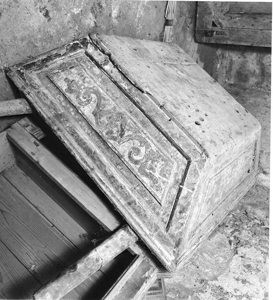 piedistallo di statua - bottega molisana (fine/inizio secc. XVIII/ XIX)