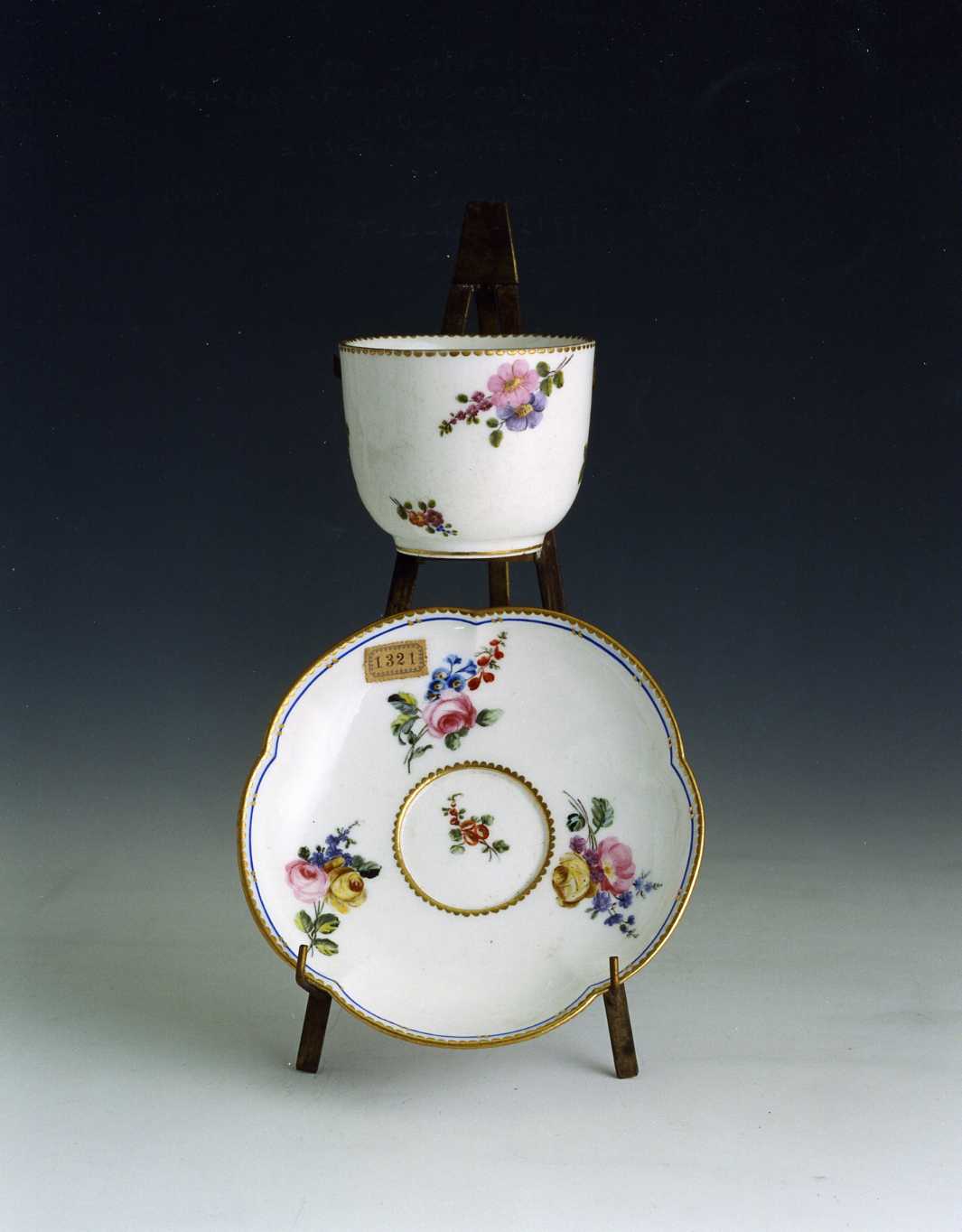 tazza - manifattura di Sèvres (sec. XVIII)