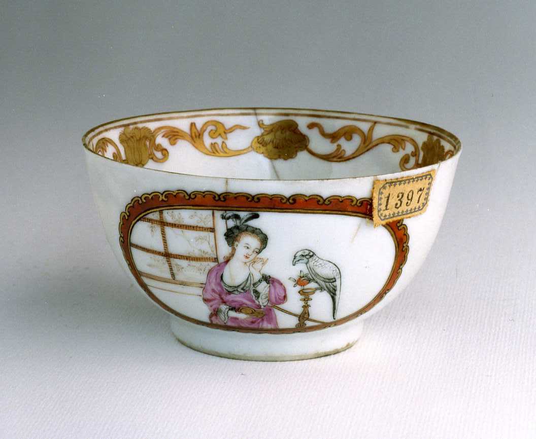 tazza - manifattura cinese (prima metà sec. XIX)