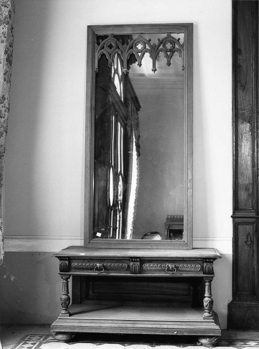 console - bottega italiana (primo quarto sec. XX)