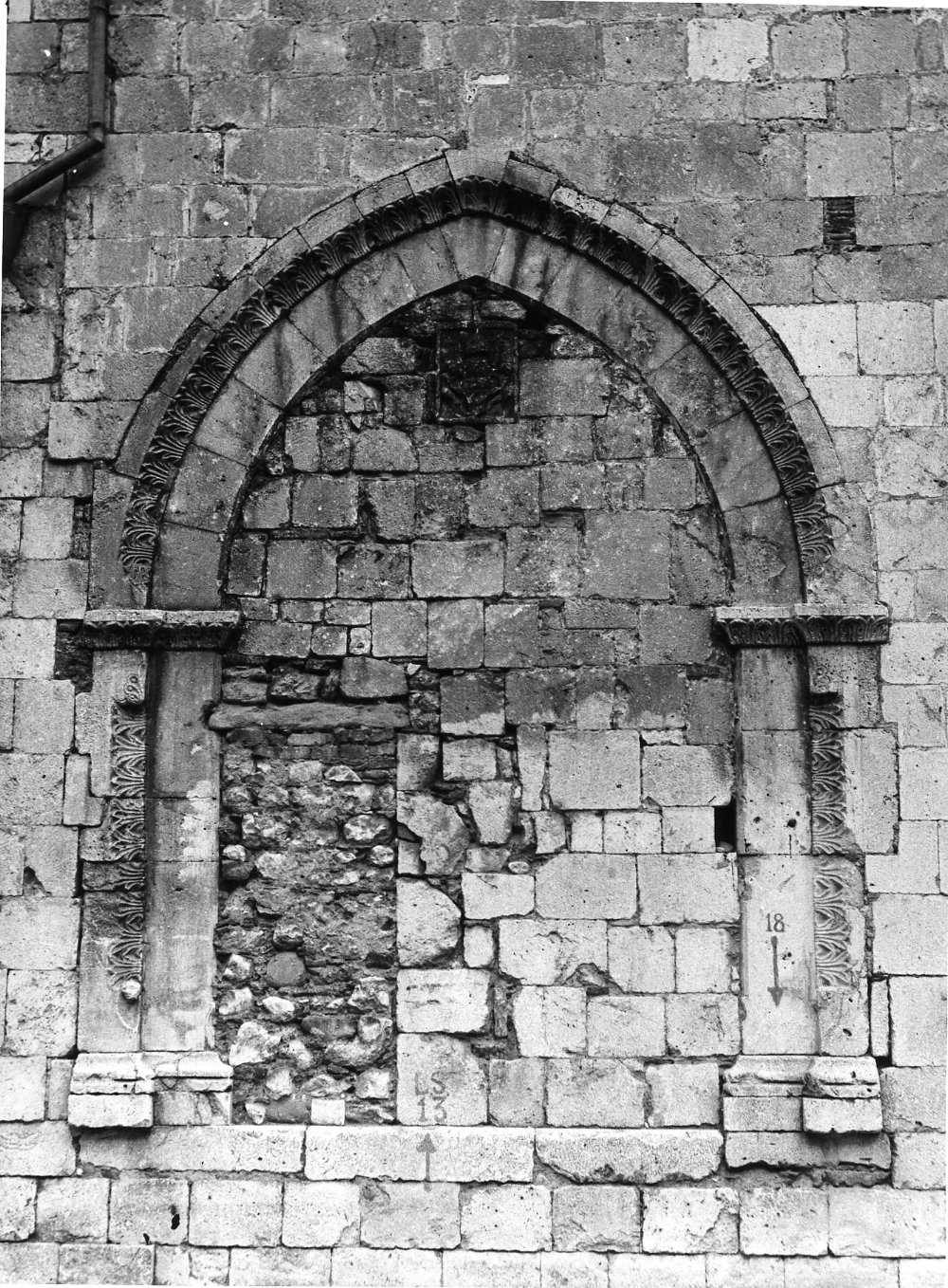 portale - bottega molisana (prima metà sec. XIII)