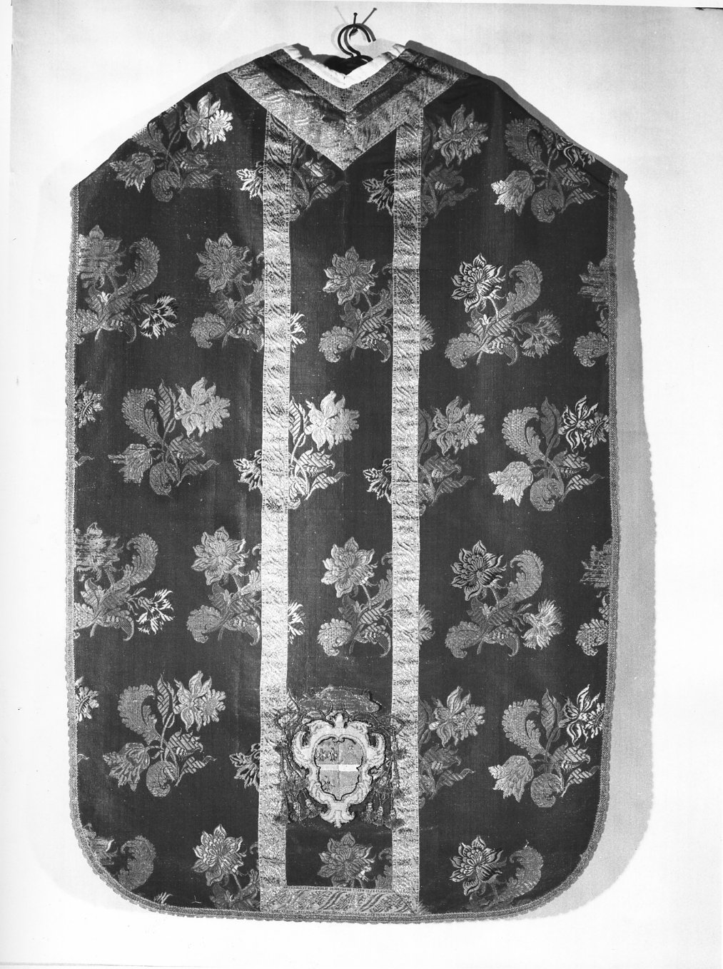 paramento liturgico - in terzo - manifattura napoletana (fine sec. XVIII)