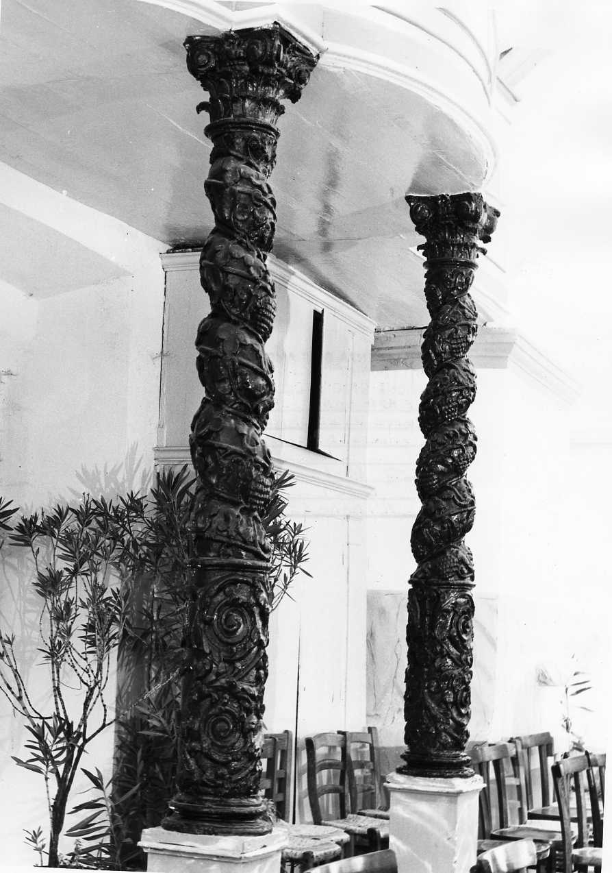 colonna, coppia - bottega napoletana (seconda metà sec. XVII)