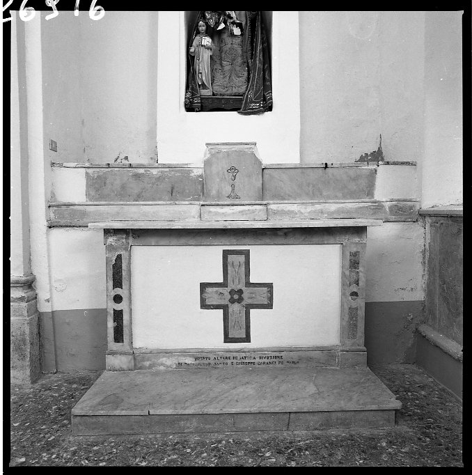 altare - bottega molisana (secondo quarto sec. XX)