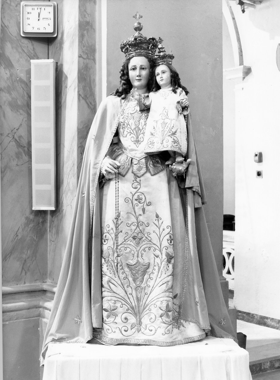 Madonna del Rosario, Madonna con Bambino (manichino) - bottega napoletana (sec. XIX)