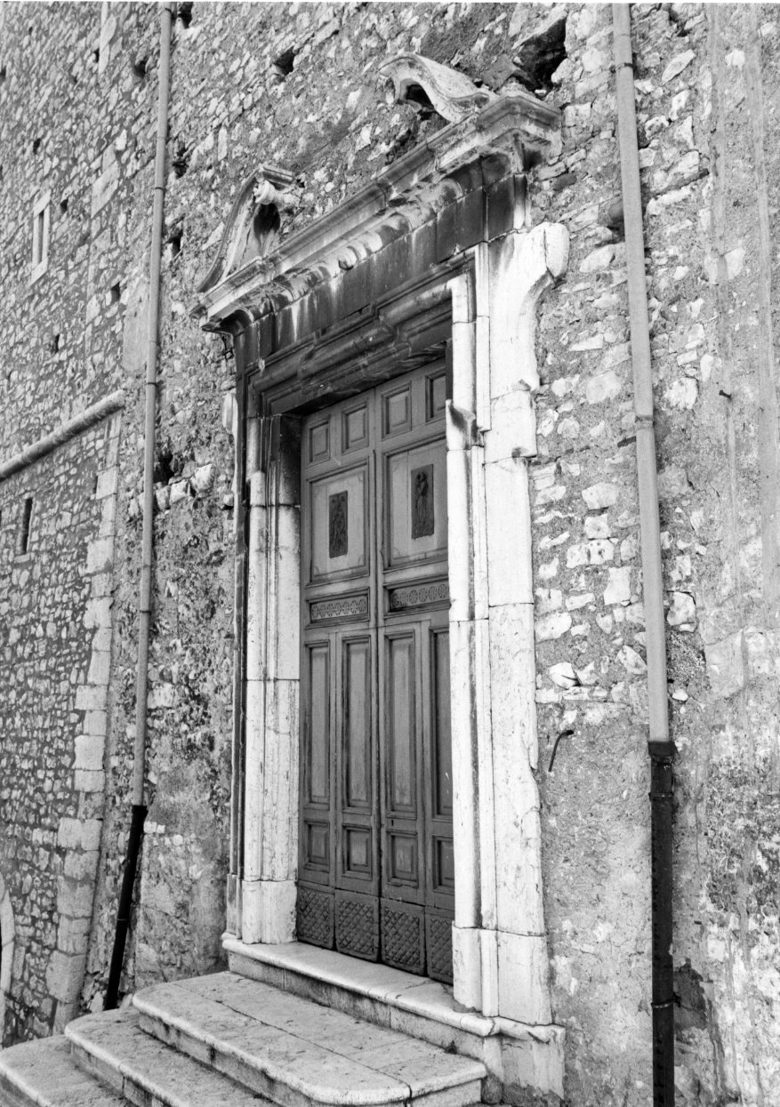 portale - bottega molisana (sec. XVIII)