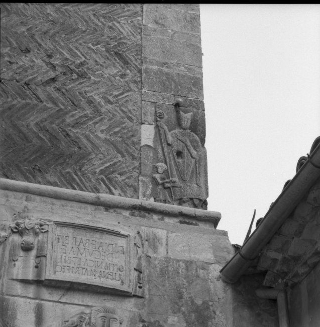 rilievo, opera isolata - bottega molisana (sec. XIV)