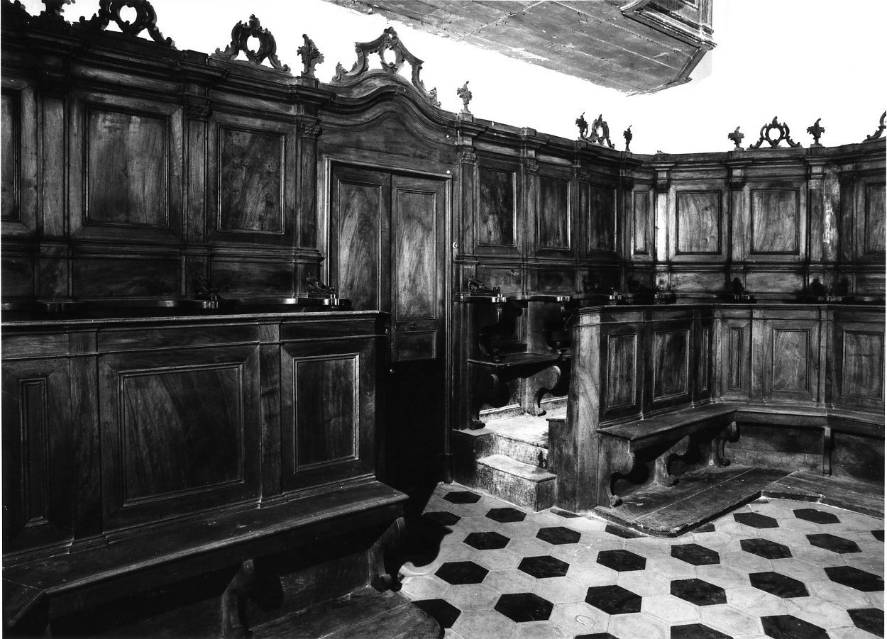 stalli del coro, opera isolata - bottega Italia meridionale (sec. XVIII)