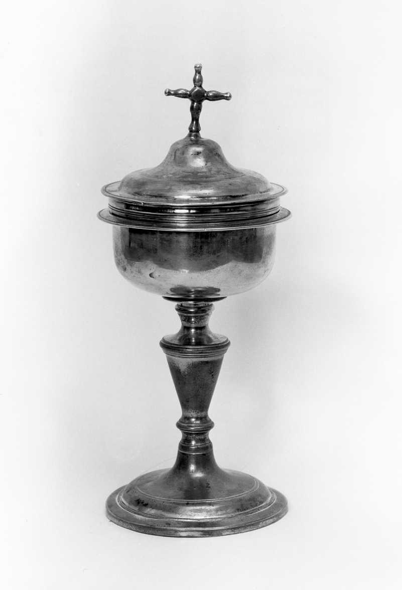 pisside - bottega Italia centro-meridionale (sec. XVI, sec. XIX)