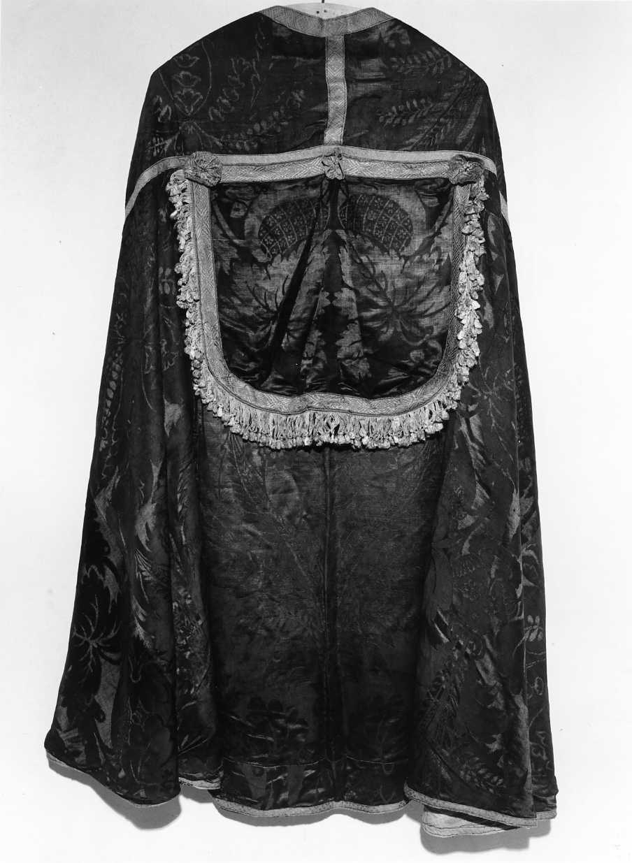 piviale - manifattura Italia meridionale (sec. XVII)