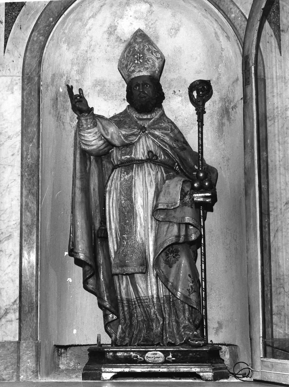San Nicola di Bari (statua) di Labbate Emilio (sec. XIX)