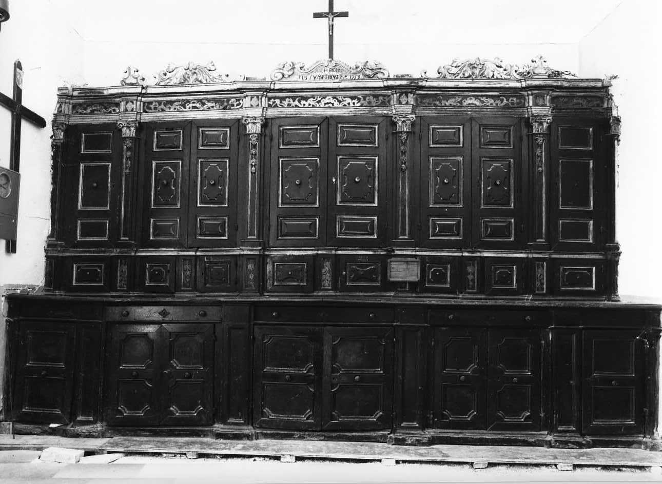 mobile da sacrestia - bottega napoletana (sec. XVIII)