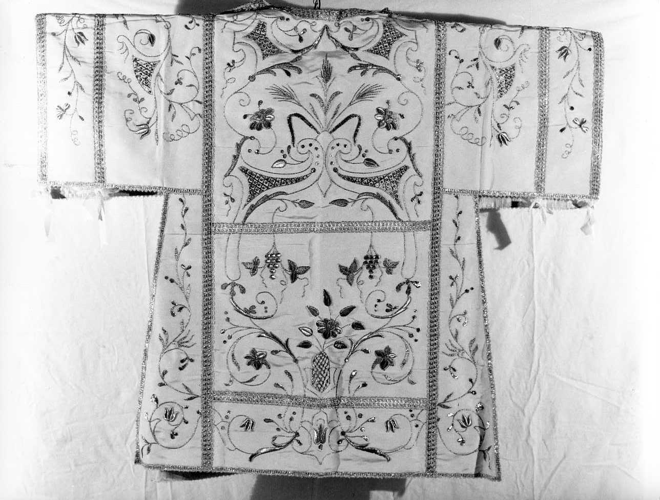 tunicella, elemento d'insieme - manifattura napoletana (seconda metà sec. XVIII)