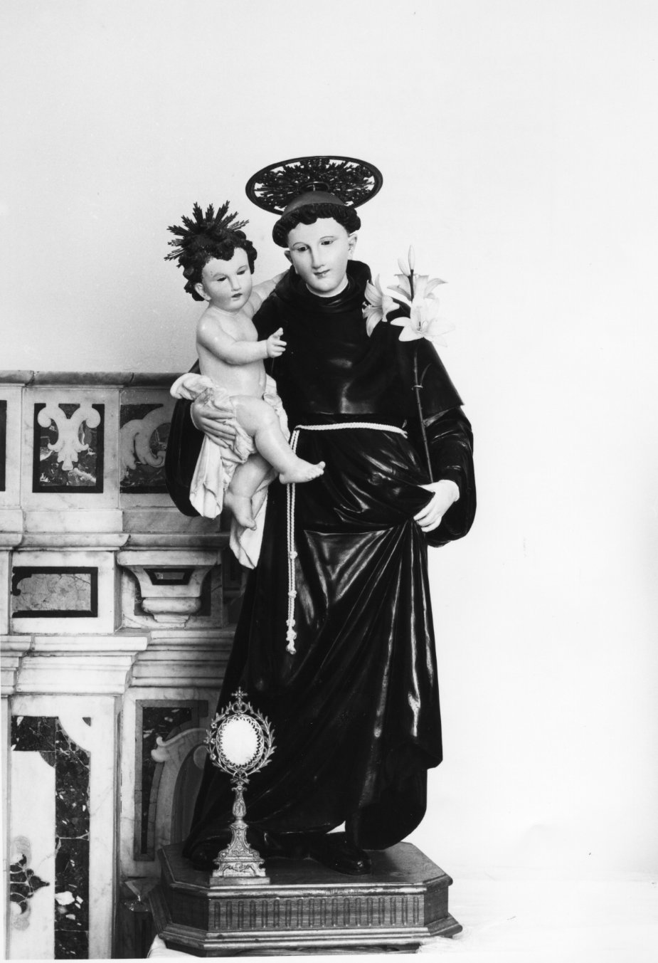 Sant'Antonio da Padova con il bambino (statua) - bottega molisana (sec. XIX)