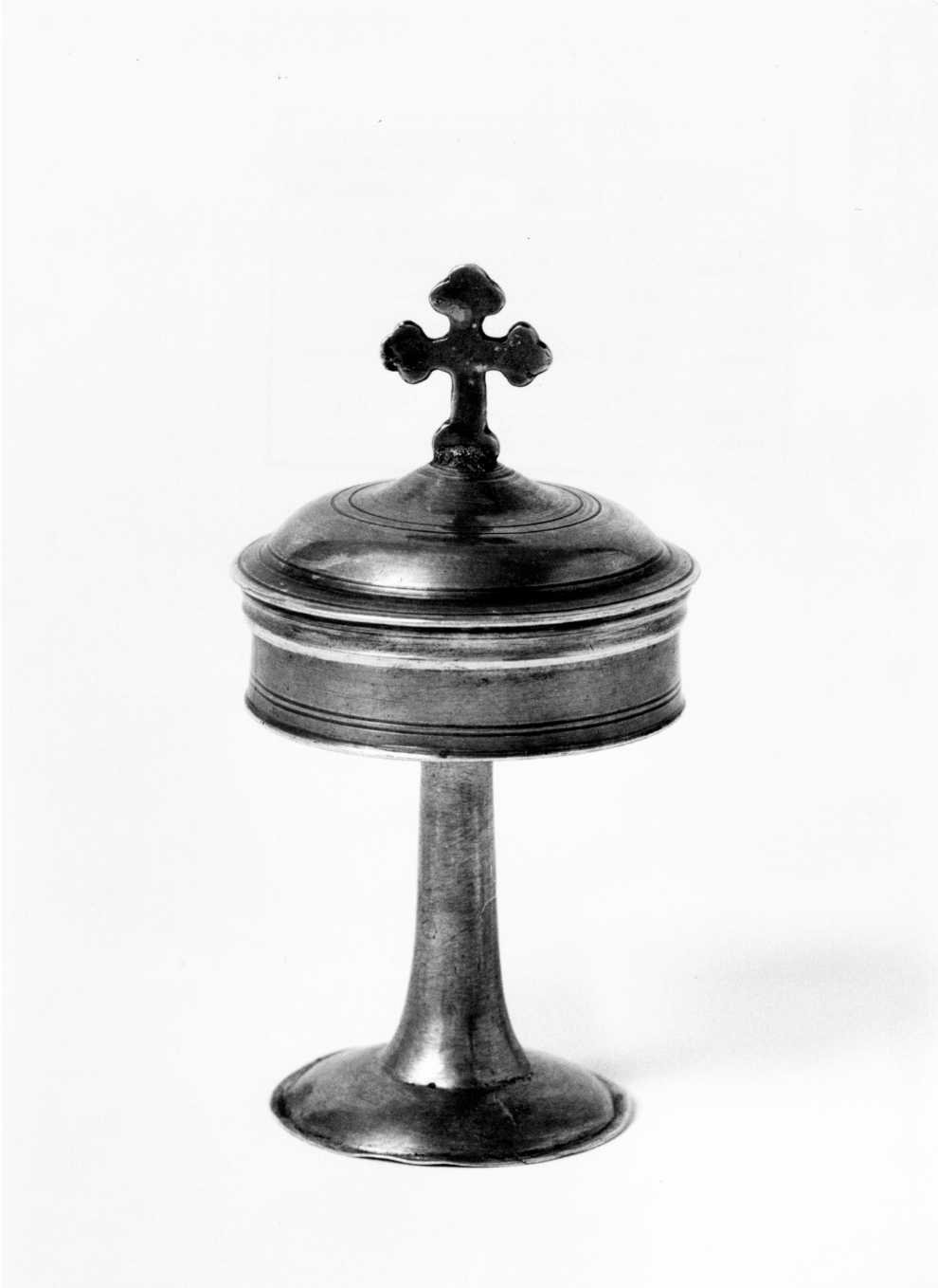 pisside - bottega Italia meridionale (seconda metà sec. XVIII)