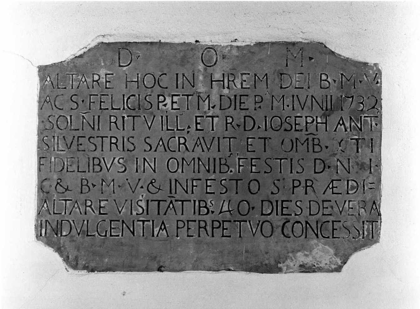 lapide commemorativa, opera isolata - bottega molisana (sec. XVIII)