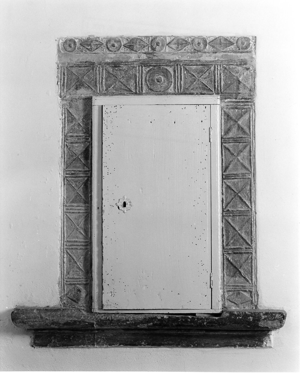 anta di armadietto per oli santi, opera isolata - bottega molisana (sec. XVII)