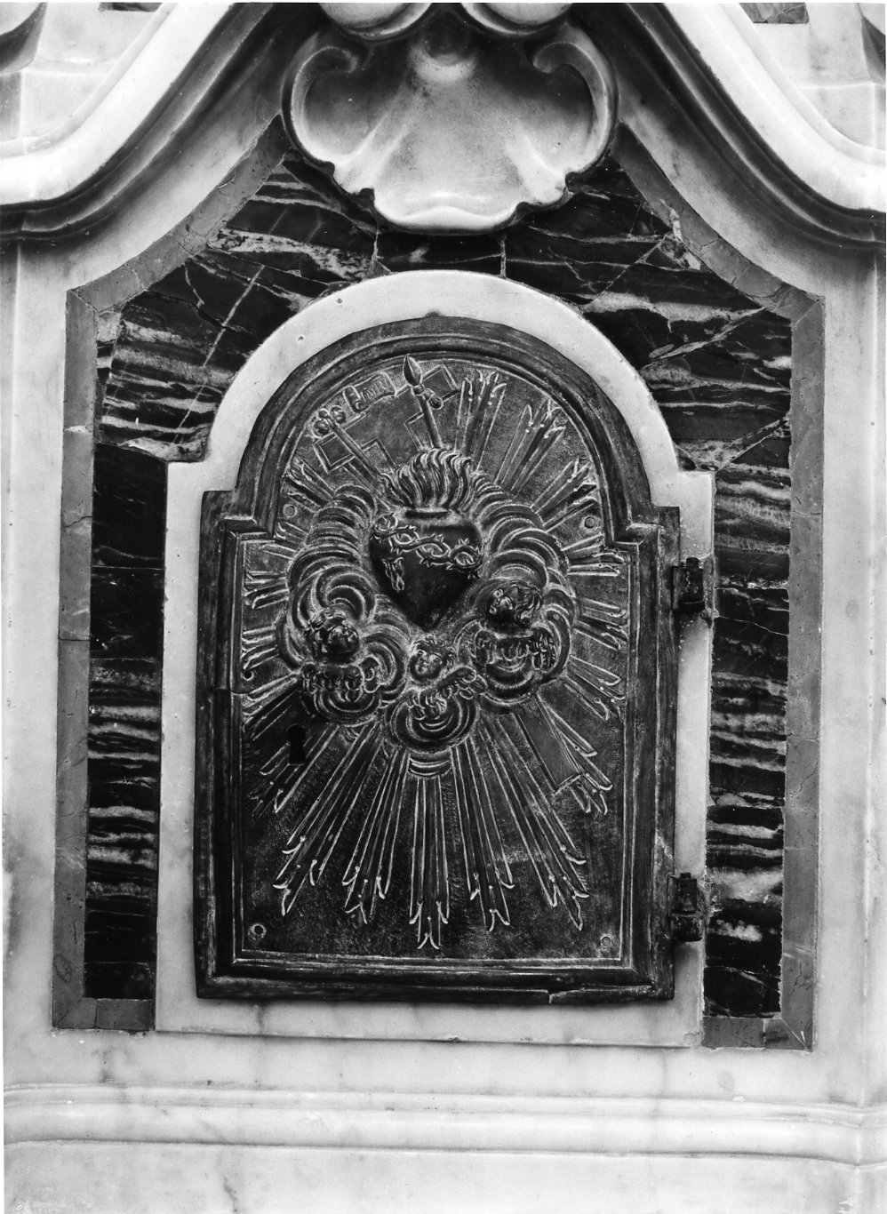 gloria del Sacro Cuore di Gesù (sportello di tabernacolo, opera isolata) - ambito napoletano (seconda metà sec. XVIII)