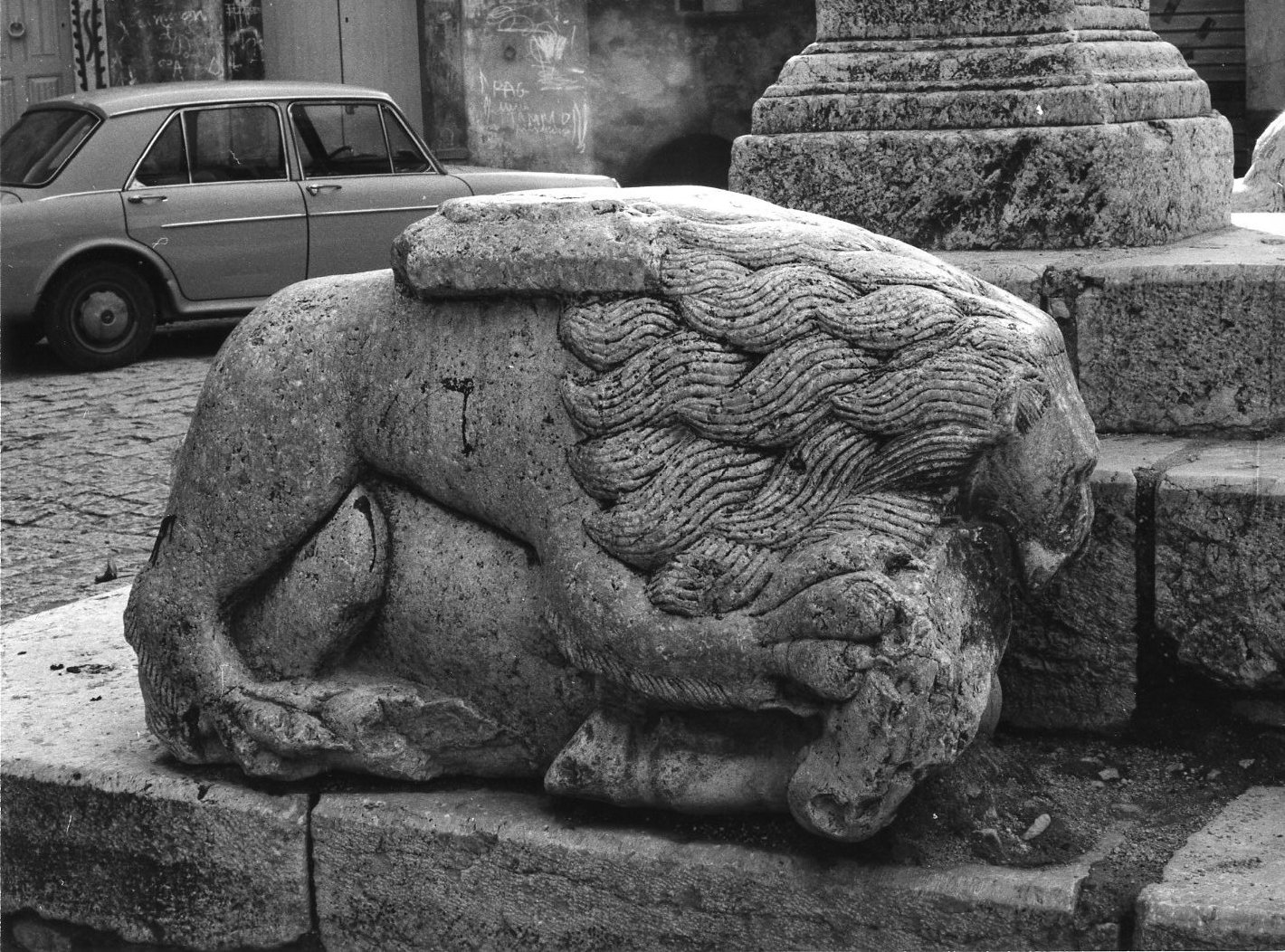 scultura, coppia - bottega Italia meridionale (secc. XIII/ XIV)