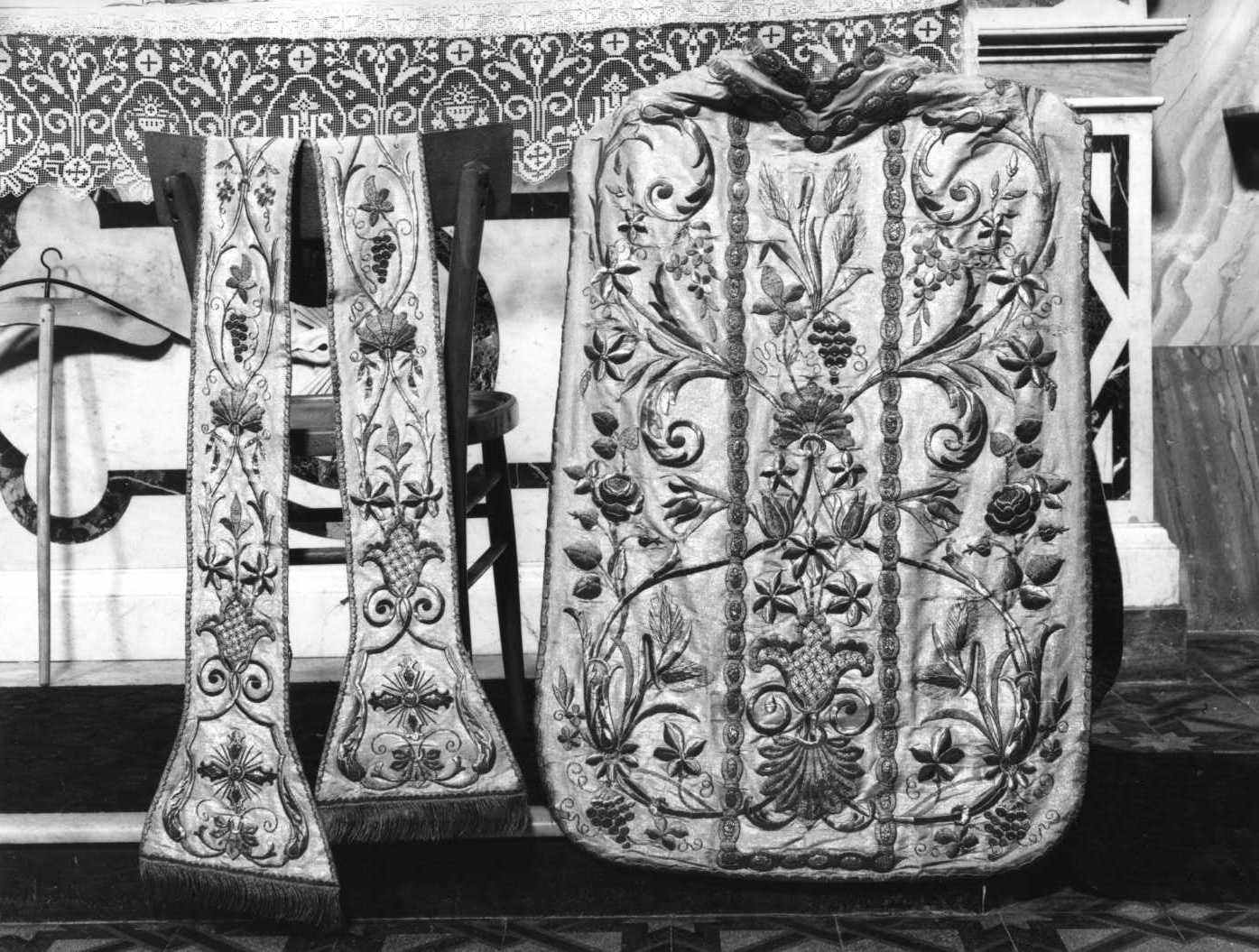 paramento liturgico, insieme - manifattura Italia meridionale (sec. XIX)