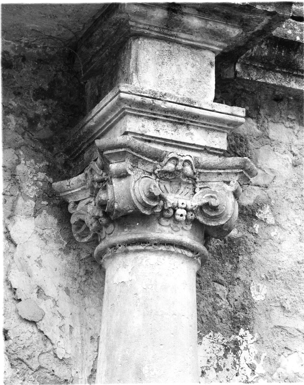 capitello, coppia - bottega Italia meridionale (sec. XVIII)