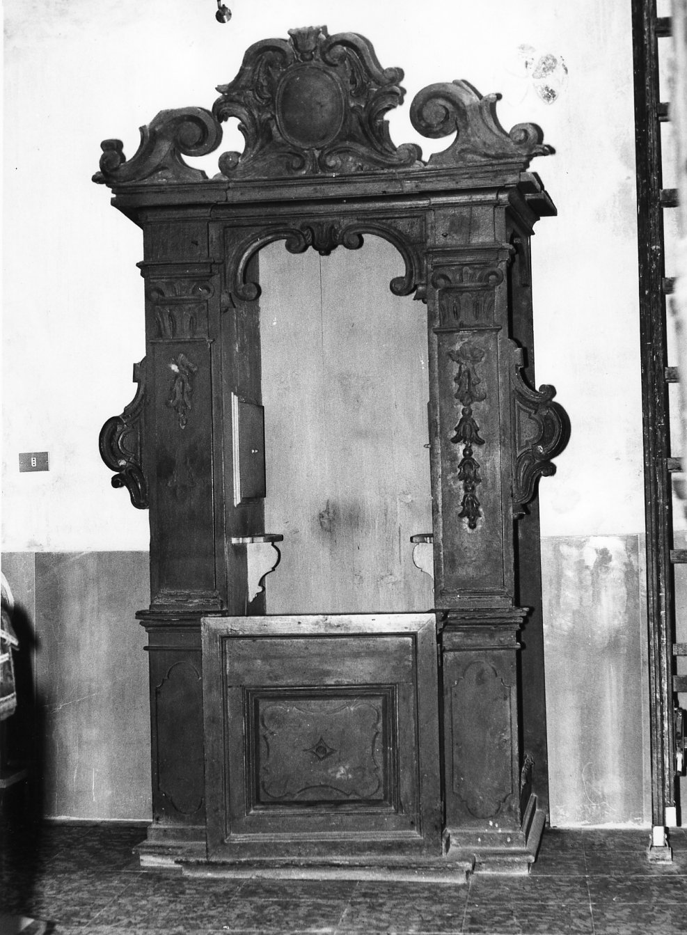 confessionale - bottega abruzzese (sec. XVIII)