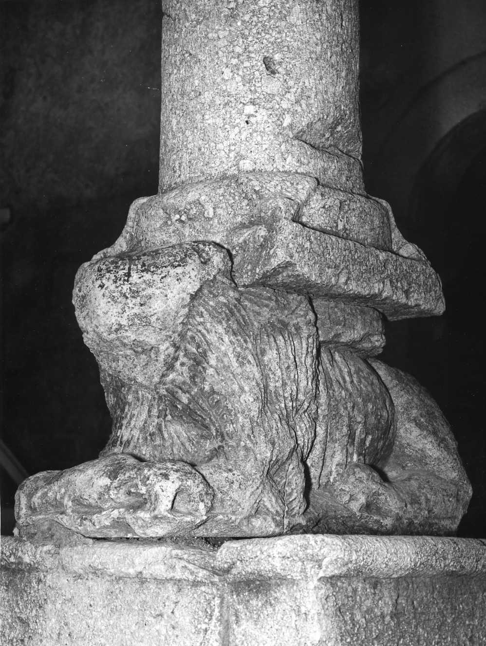 leone (scultura) - bottega italiana (sec. XIII)