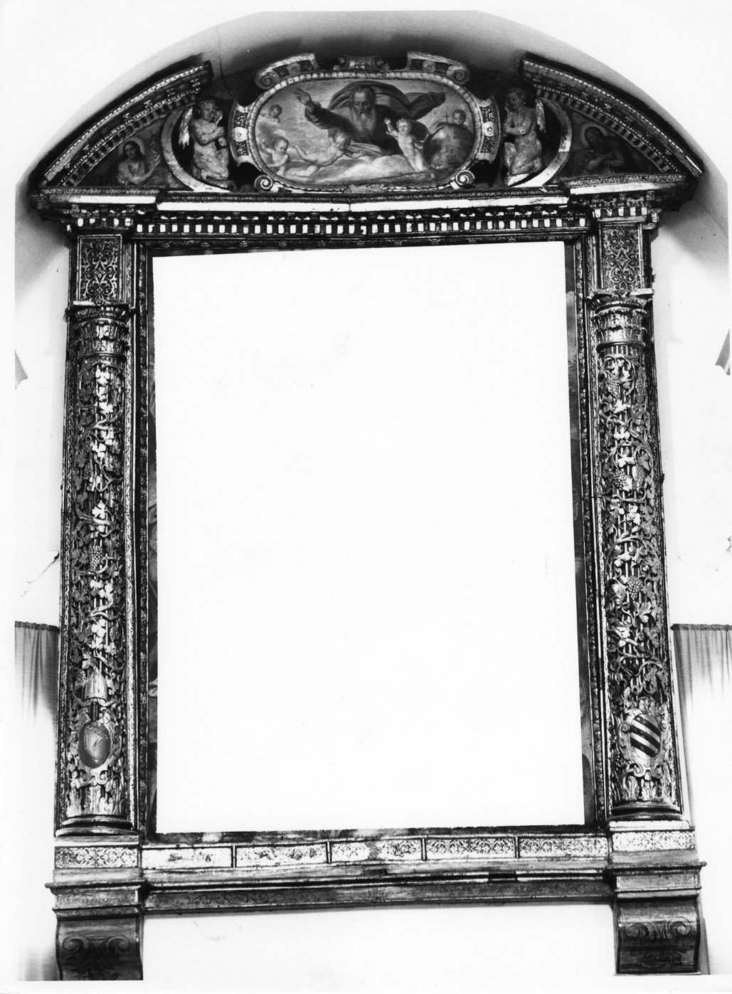 altare - bottega mosana (fine/inizio secc. XVI/ XVII)