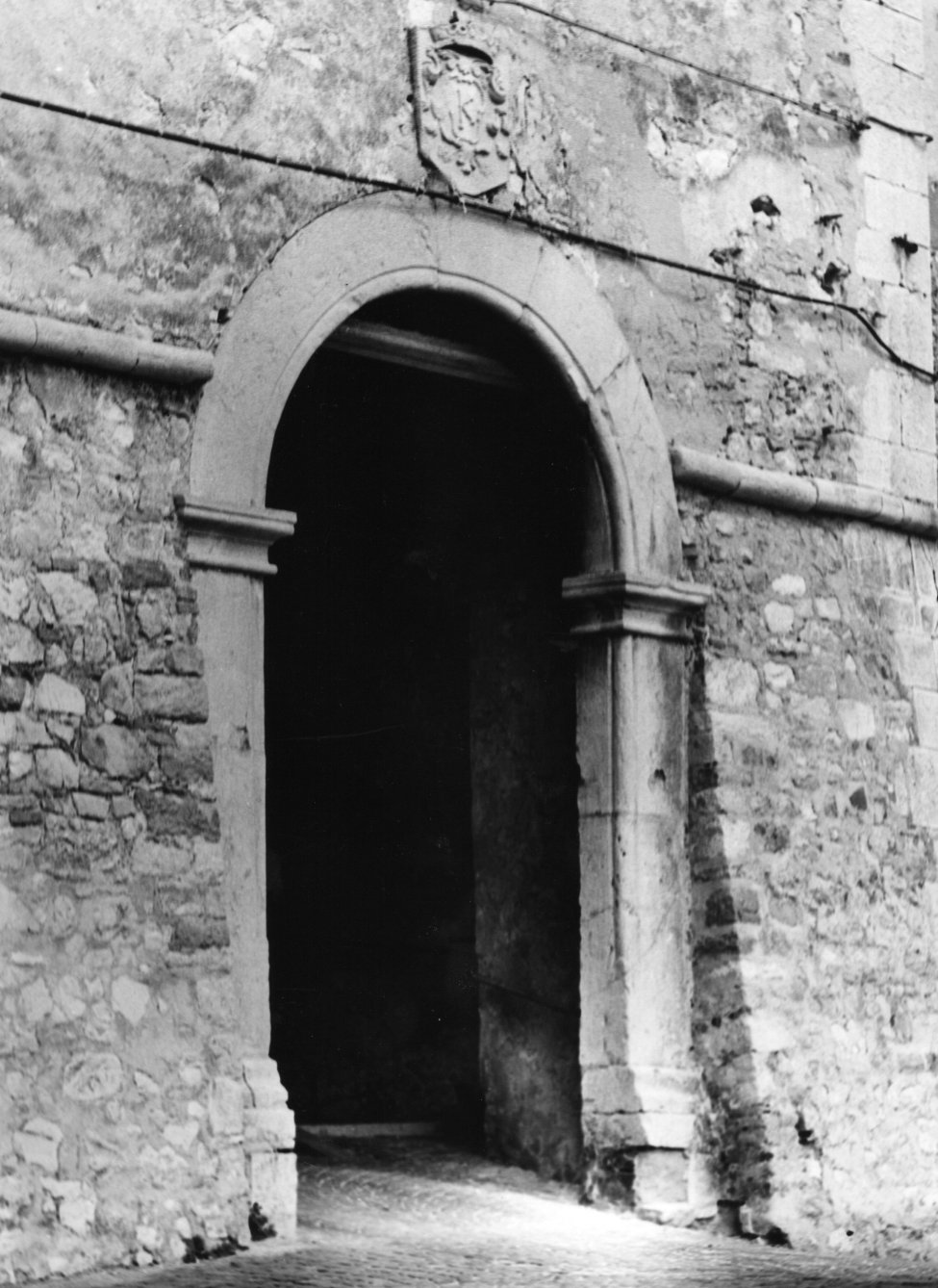 porta - bottega Italia meridionale (sec. XVI)