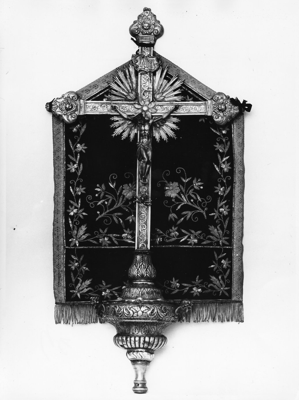 croce processionale, opera isolata di Monogrammista I L F (sec. XIX)