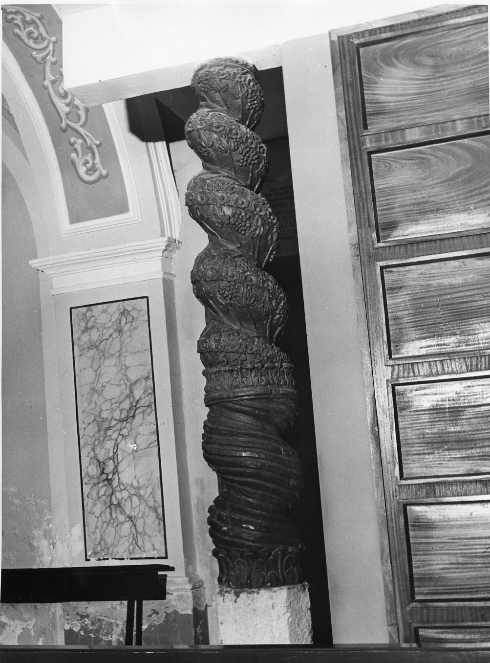 colonna, coppia - bottega molisana (sec. XVIII)