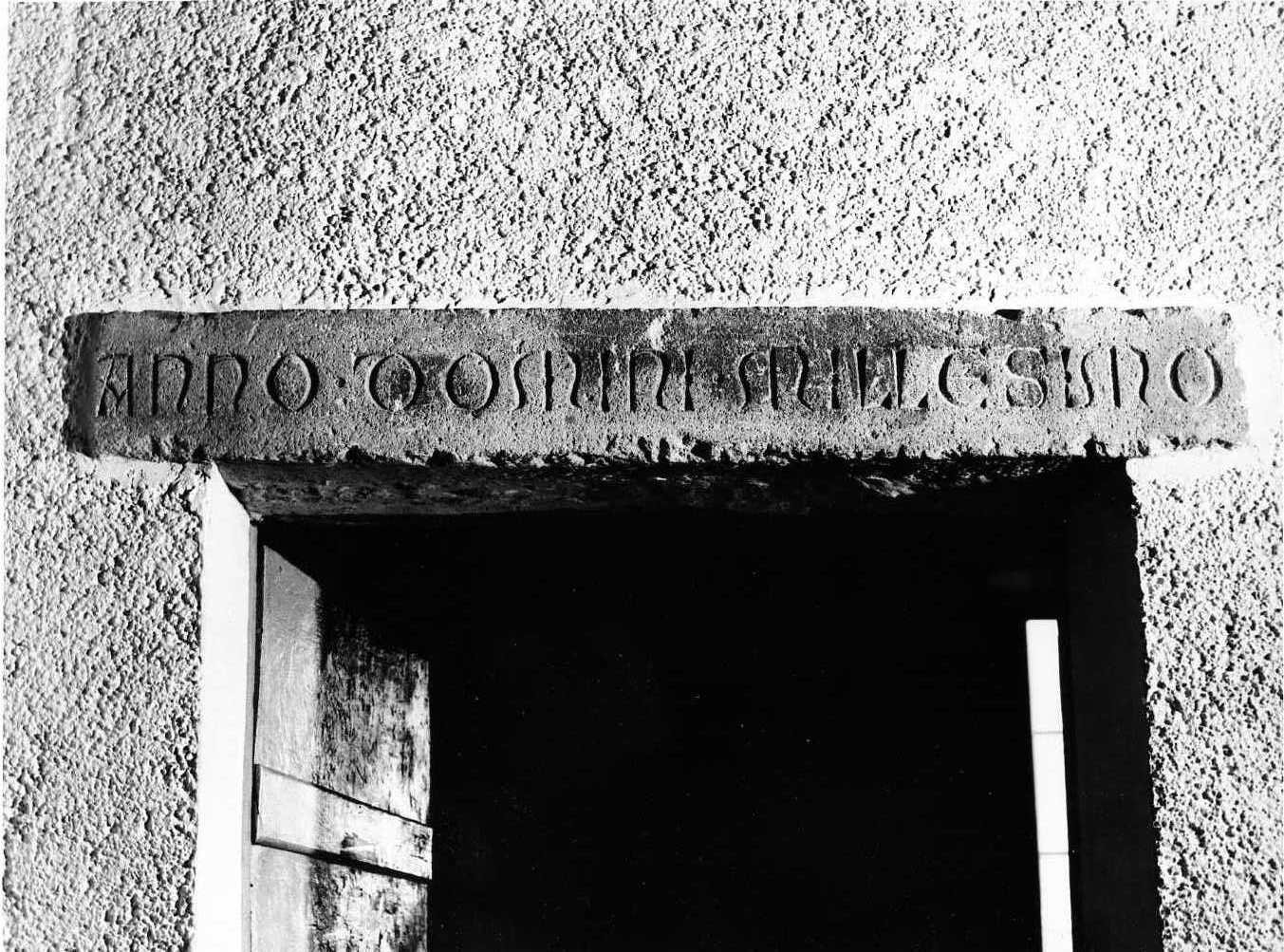 rilievo - bottega molisana (sec. XIV)