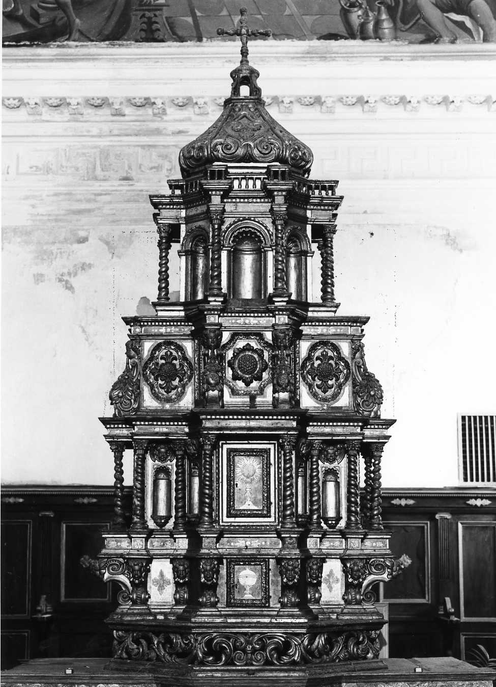 tabernacolo - a tempietto, opera isolata di Petti Giuseppe (sec. XVII)