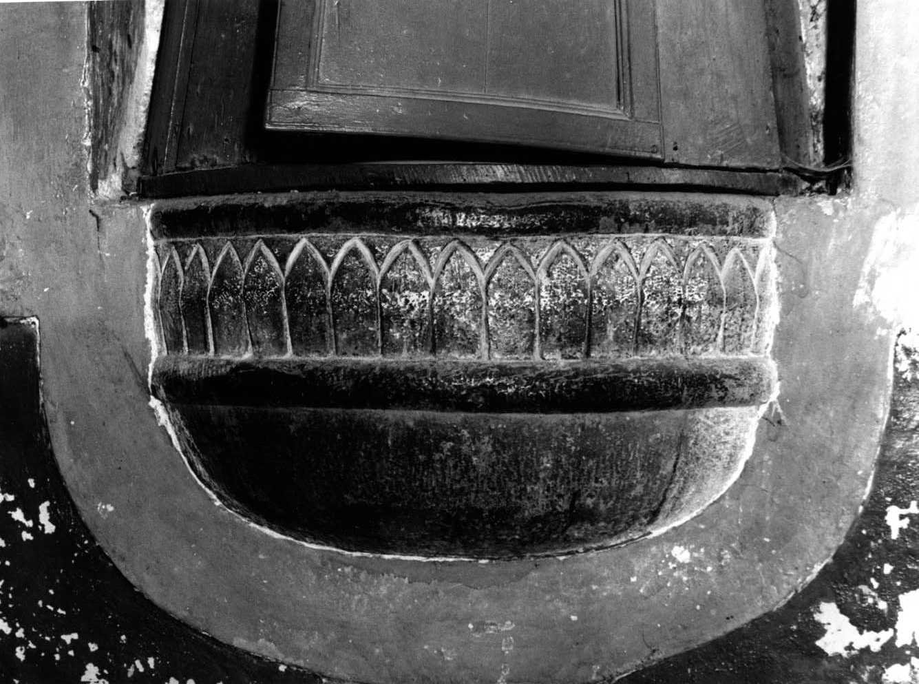 fonte battesimale - bottega molisana (sec. XVII)