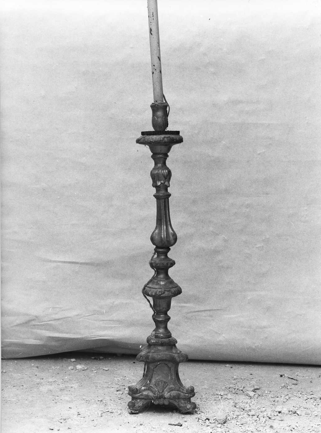 candelabro, serie - bottega napoletana (sec. XVIII)