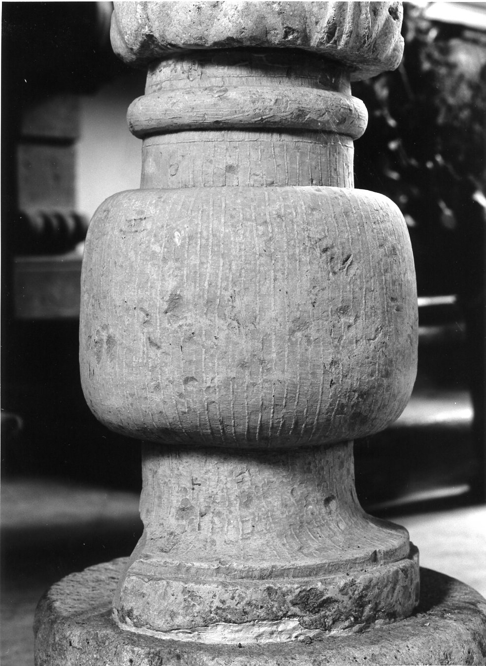 fonte battesimale, frammento - bottega Italia meridionale (sec. XVIII)