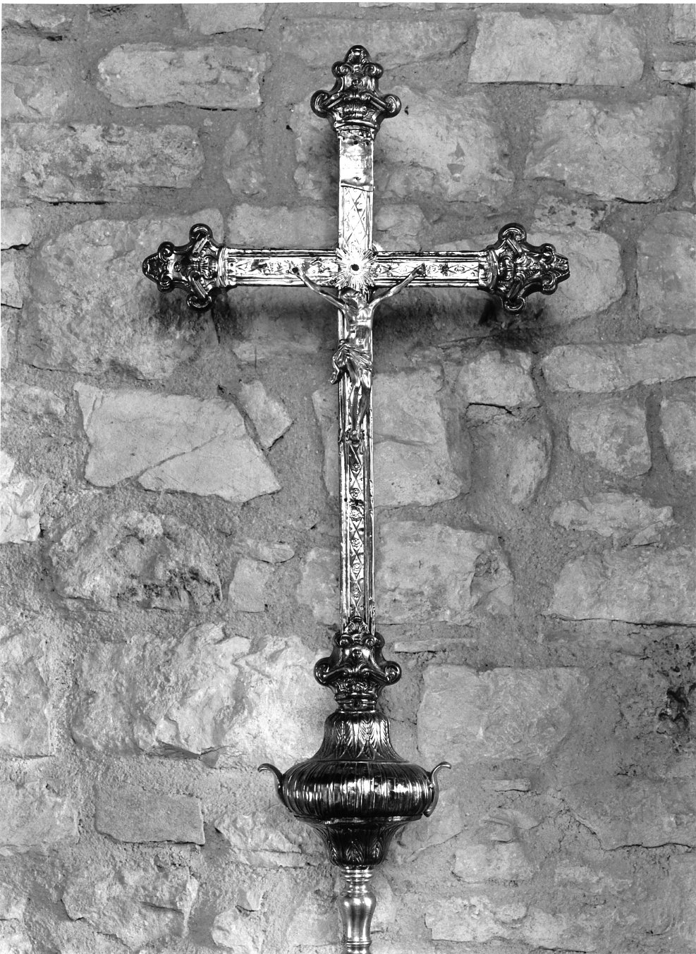 croce processionale, opera isolata - bottega napoletana (secc. XVIII/ XIX)